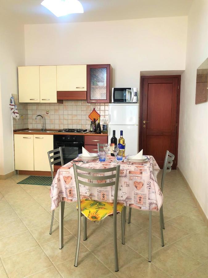 Cala Gonone - Casa Della Pineta Apartment Luaran gambar